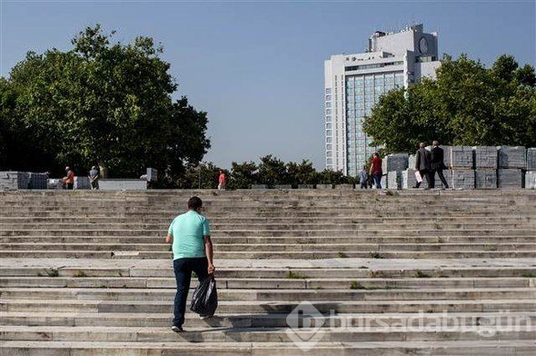 Beyoğlu Taksim'de Gezi Parkı önlemi