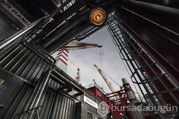Rusya'nın kutuplardaki petrol platformu!