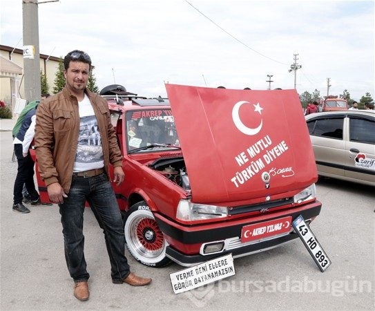 Otomobilini otel odasına çevirdi
