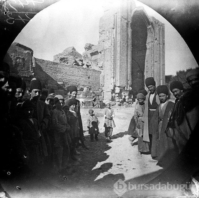 1891 yılında bisikletle dünya turuna çıkan, yolları Türkiye'den de geçmiş 2 maceracı
