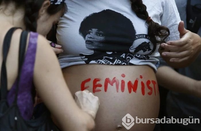 Brezilyalı kadınlardan büyük protesto