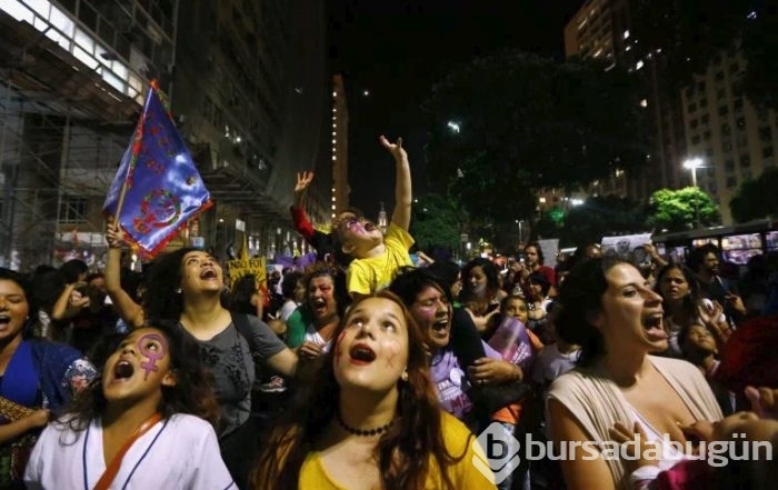 Brezilyalı kadınlardan büyük protesto