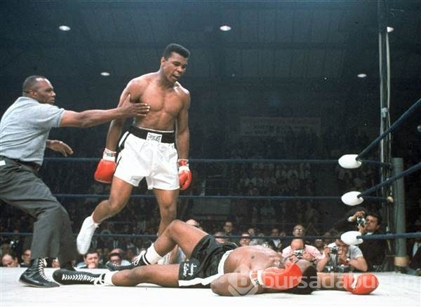 Muhammed Ali hayatını kaybetti