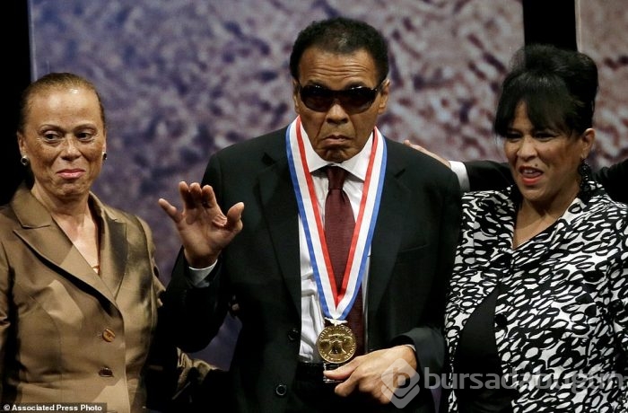 Muhammed Ali hayatını kaybetti