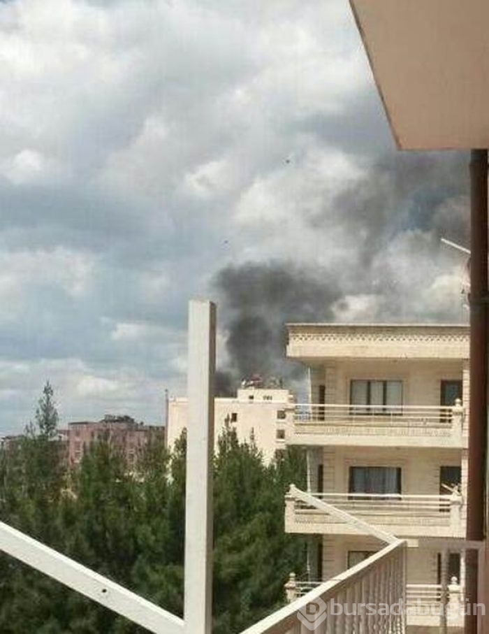 Mardin'de Emniyet Müdürlüğü'ne bombalı araçla saldırı