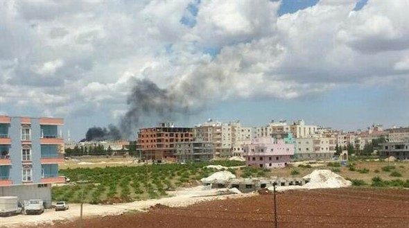 Mardin'de Emniyet Müdürlüğü'ne bombalı araçla saldırı