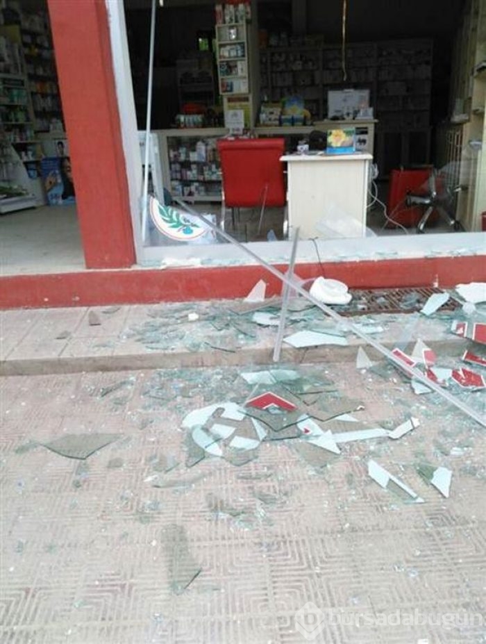Mardin'de Emniyet Müdürlüğü'ne bombalı araçla saldırı