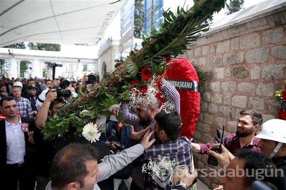 Kılıçdaroğlu'na şehit cenazesinde mermi kovanı atıldı