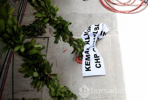 Kılıçdaroğlu'na şehit cenazesinde mermi kovanı atıldı