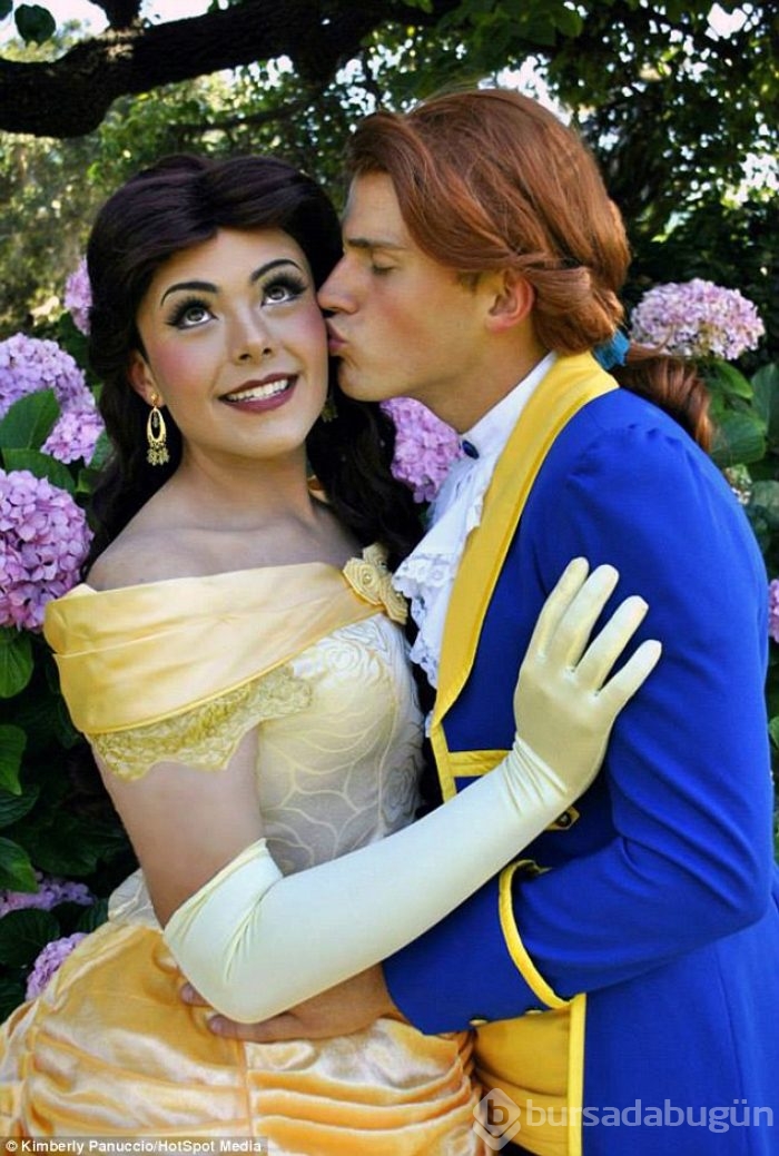 İnanması zor ama gerçek: O sadece Disney bağımlısı bir erkek