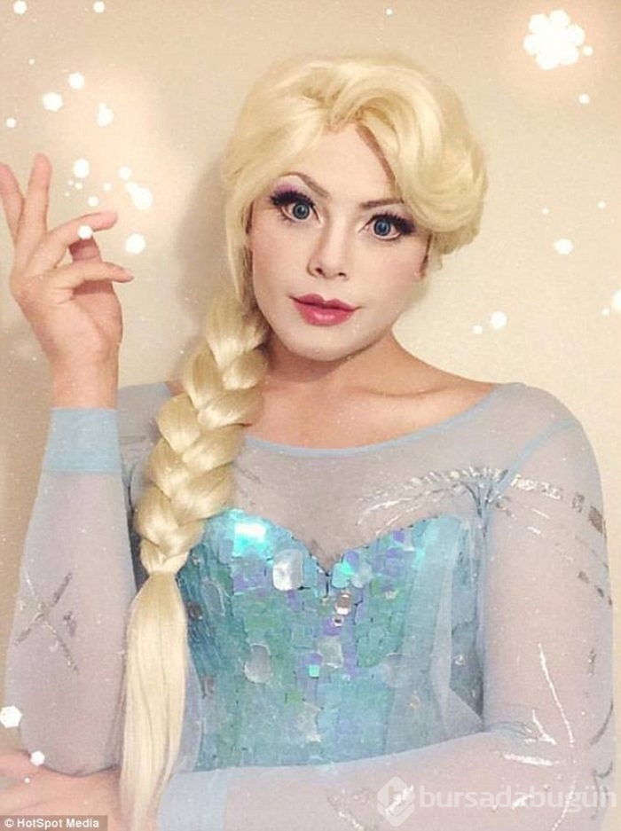 İnanması zor ama gerçek: O sadece Disney bağımlısı bir erkek