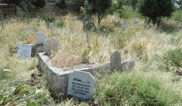 PKK mezarlığa bile patlayıcı döşemiş
