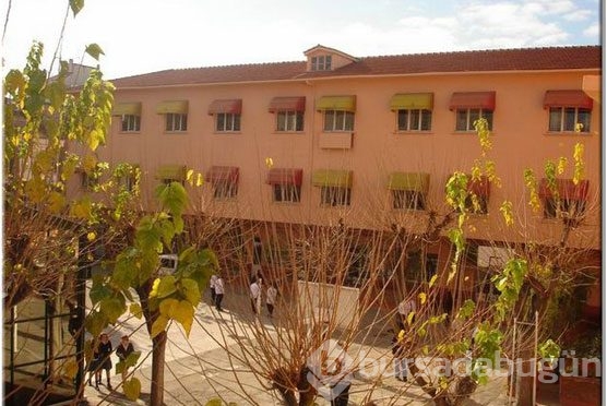 Daire fiyatına orta öğrenim
5 yıl yatılı lise bedeli: 475.950 TL