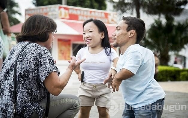 Dünyanın en küçük ve en mutlu çifti ile tanışın!