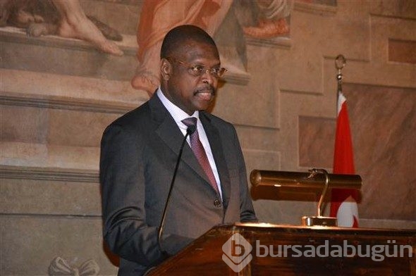 Vatikan'a ait sarayda Kur'an ve ezan okundu