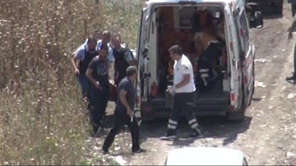 İstanbul Arnavutköy'deki çatışmada saldırgan öldürüldü, bir polis şehit oldu