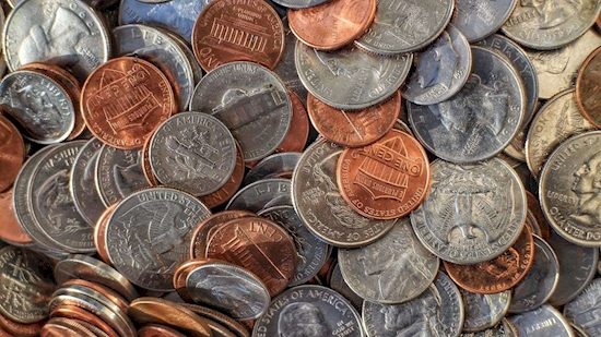 Bilgisayarına madeni paraları koydu, saatler sonra gördüğüne inanamadı