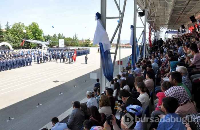 Bursa'da "Komutanlar ocağı"nda mezuniyet töreni