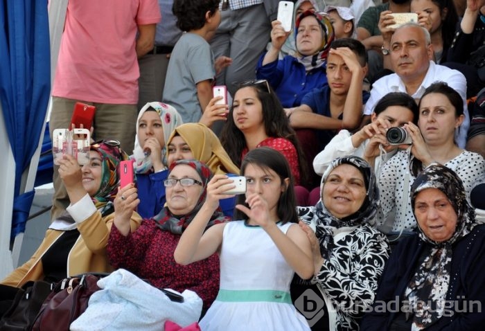 Bursa'da "Komutanlar ocağı"nda mezuniyet töreni