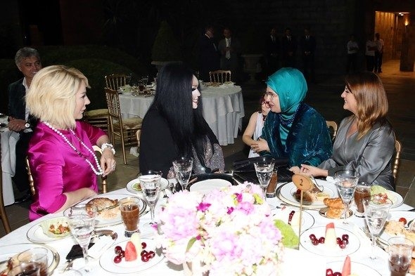 Erdoğan'ın iftar yemeğinde ünlüler geçidi