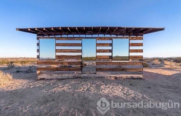 Gören dönüp bir daha bakıyor