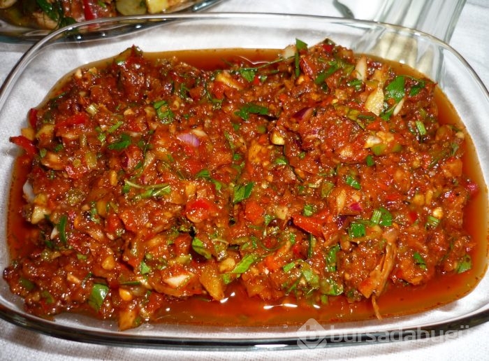 İftarda acı ve baharatlı yemek ülser yapıyor