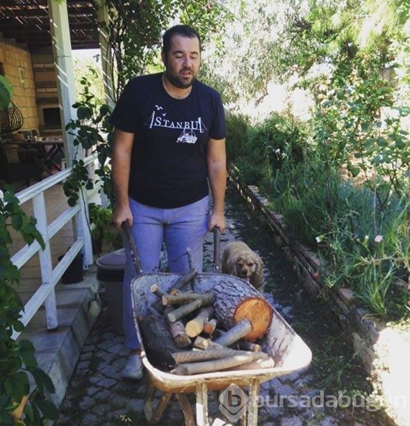 Ata Demirer'i evinden ettiler! 
