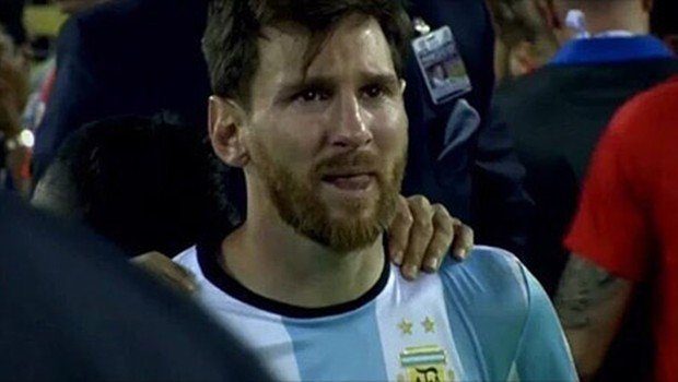 Messi milli takımı bırakınca sosyal medya...