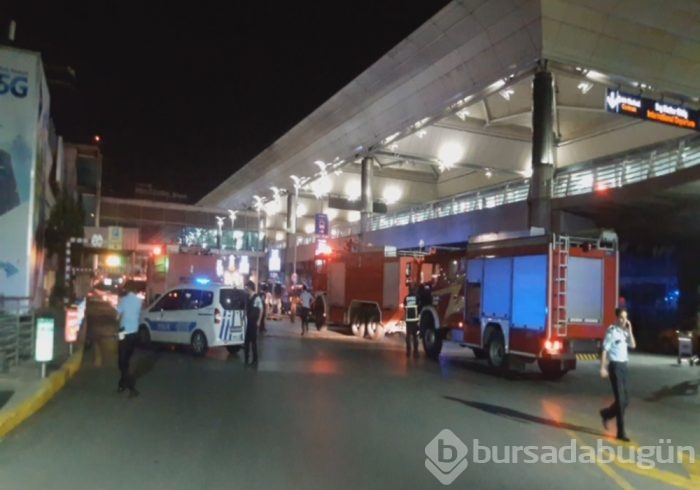 Atatürk Havalimanı'nda canlı bomba saldırısı (28 Haziran 2016)