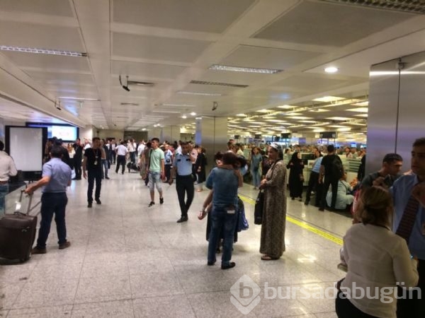 Atatürk Havalimanı'nda canlı bomba saldırısı (28 Haziran 2016)