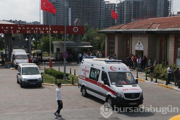 Adli tıp önünde en acı bekleyiş