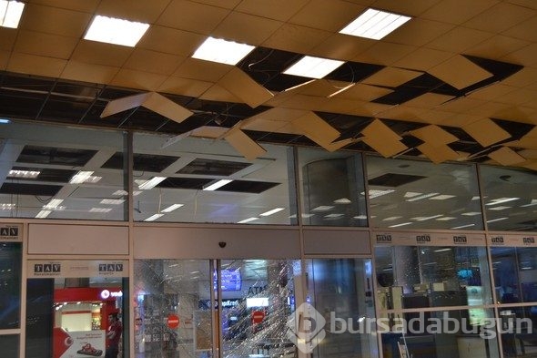 Korkunç saldırının izleri gün ağarınca ortaya çıktı