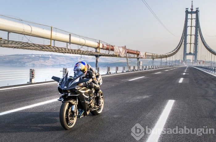Kenan Sofuoğlu, Osmangazi Köprüsü'nde resmen uçtu
