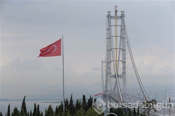 Osmangazi Köprüsü açıldı, bayram sonuna kadar ücretsiz