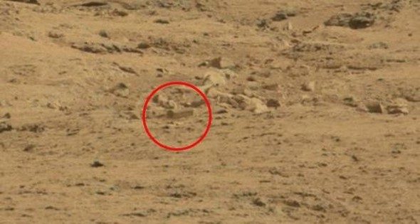 O kızın Mars'da  ne işi var? İnanamayacaksınız ama NASA yayınladı 