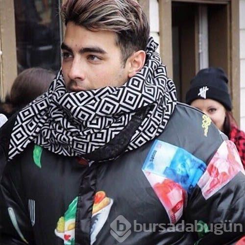 Ünlüler görünmezliğin sırrını buldu!