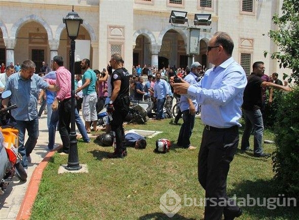 Cuma namazında 'canlı bomba' paniği...Linç etmek istediler