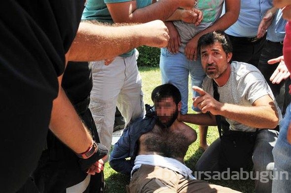 Cuma namazında 'canlı bomba' paniği...Linç etmek istediler