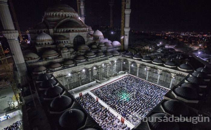 Cumhuriyet tarihinin en 'tartışmalı'sı: Çamlıca Camii