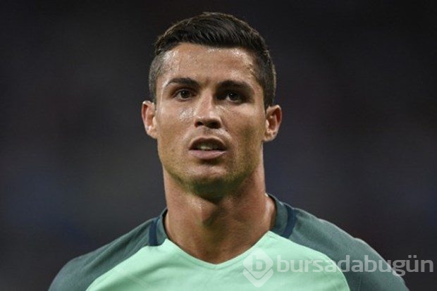 Cristiano Ronaldo'nun estetik ameliyatları