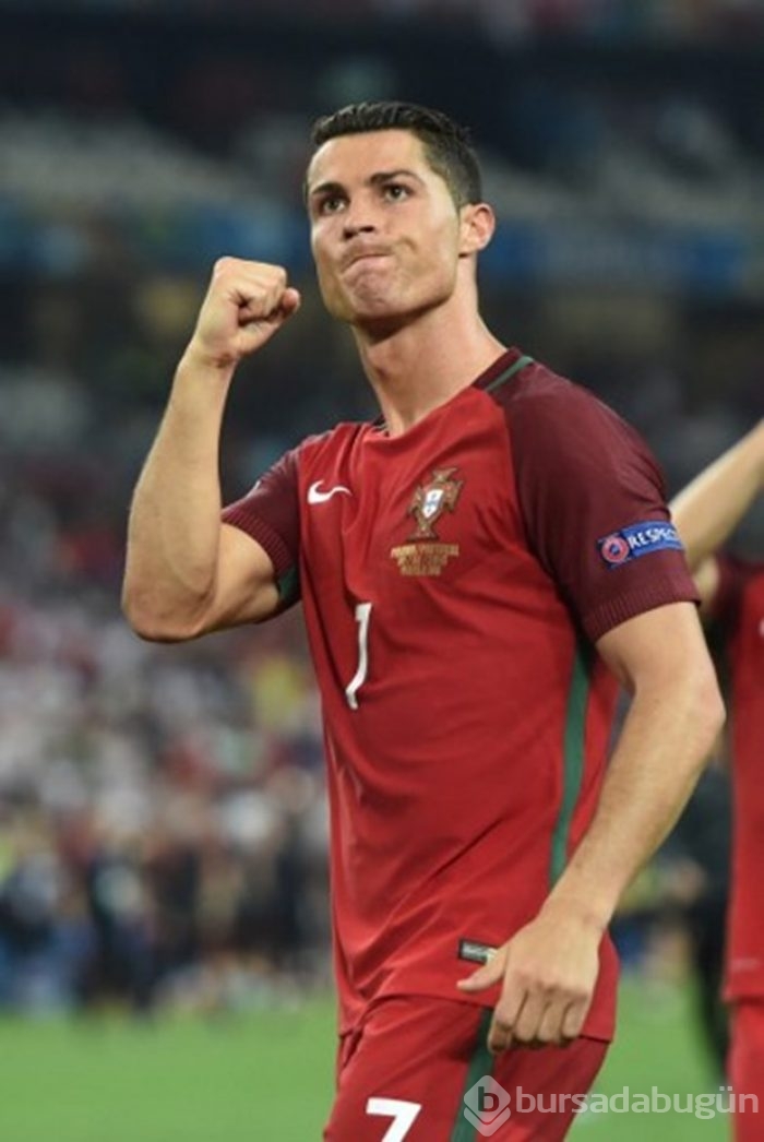 Cristiano Ronaldo'nun estetik ameliyatları
