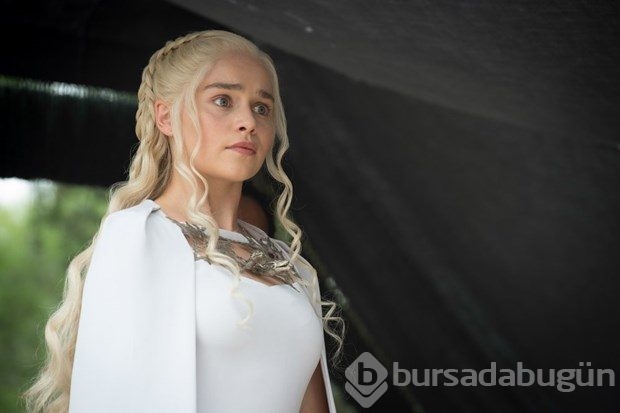 Daenerys Targaryen'ın 'Ejderha kolyesi'ne hücum ettiler