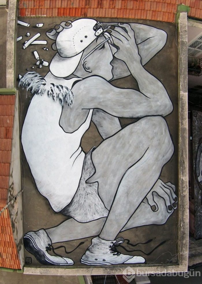 Duvarlar yetmeyince sanat için çatılara çıktılar
