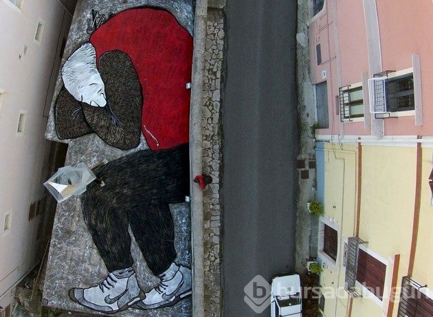 Duvarlar yetmeyince sanat için çatılara çıktılar