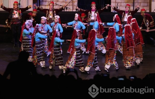 Uluslararası Bursa Altın Karagöz Halk Dansları Yarışması