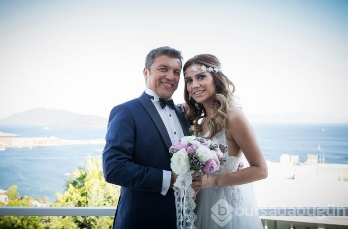 Ünlü gazeteci evlendi