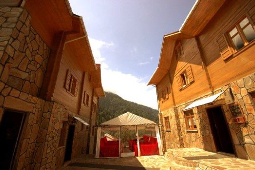Dünyanın ilk ve tek 'Tuhafiye' oteli  Rize'de