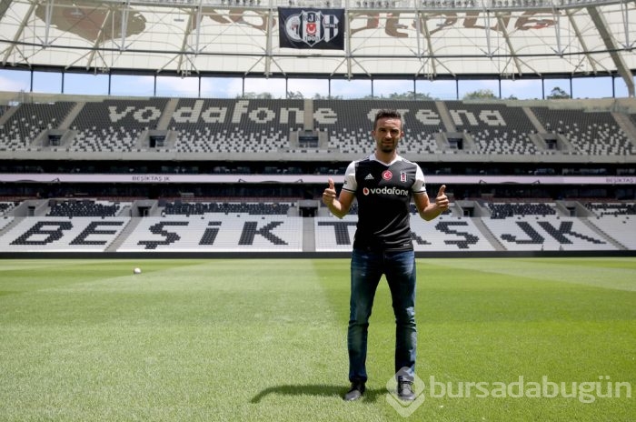 Fenerbahçeli taraftarlardan Gökhan Gönül tepkisi