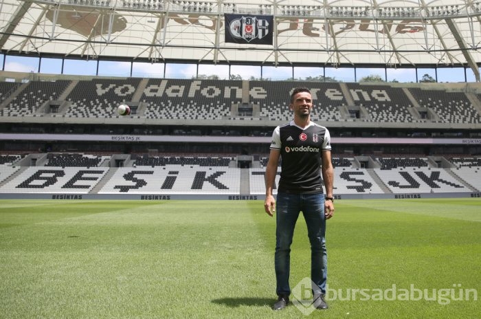 Fenerbahçeli taraftarlardan Gökhan Gönül tepkisi