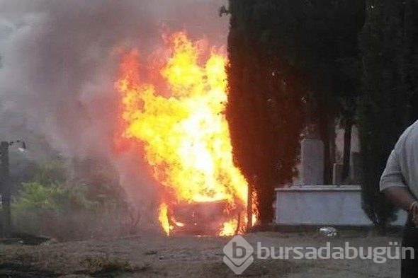 Gelin ile damada mezarlıkta büyük şok!